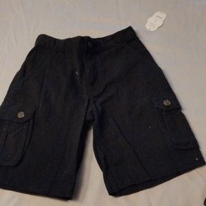 Wonder Nation Black cargo shorts boys size 8